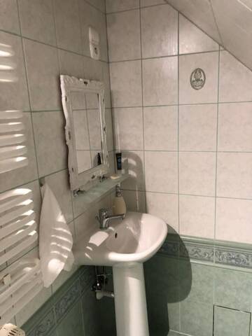 Фото номера Вилла с 3 спальнями Виллы Cudne Manowce Dworek Szczecinki г. Szczecinki 13